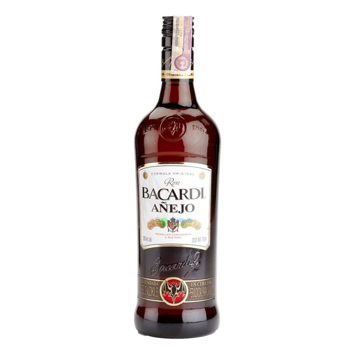 Bacardi Añejo 750 cc - Ron